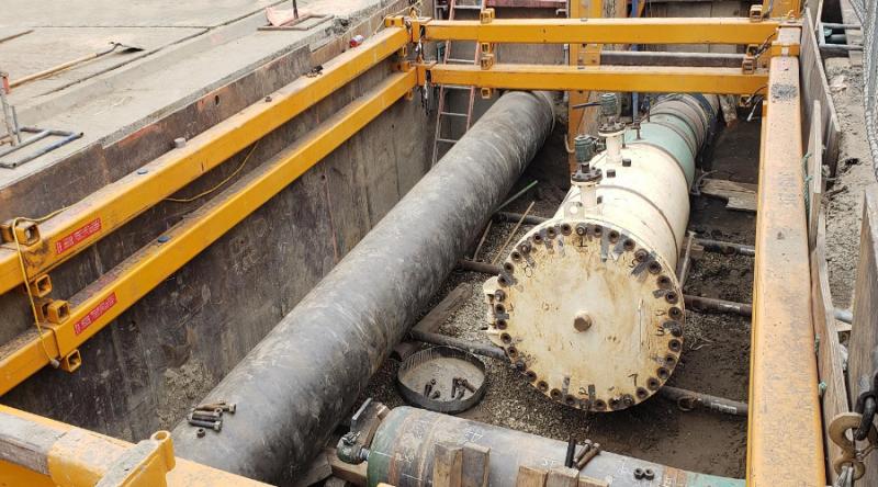 Manhole Braces
